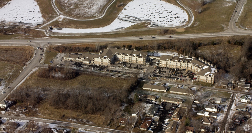 610 NW Yennie St, Grain Valley, MO for lease - Aerial - Image 2 of 54