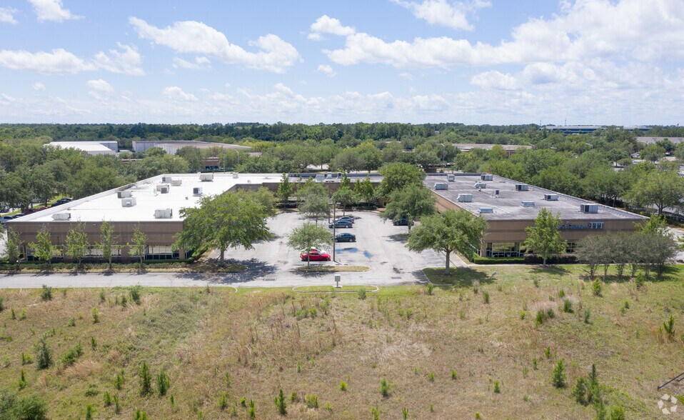 7011 A C Skinner Pky, Jacksonville, FL à vendre - Aérien - Image 2 de 6