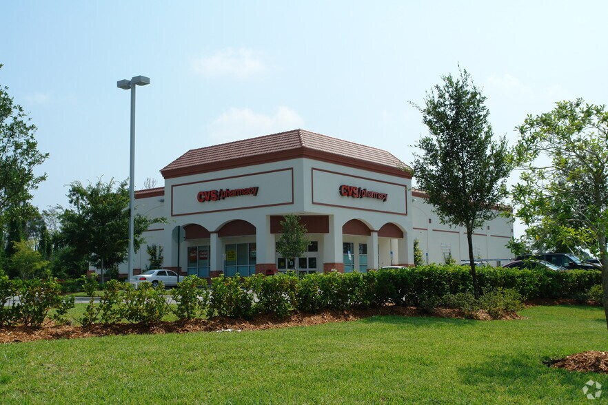 3771 Clyde Morris Blvd, Port Orange, FL à louer - Photo du bâtiment - Image 3 de 7