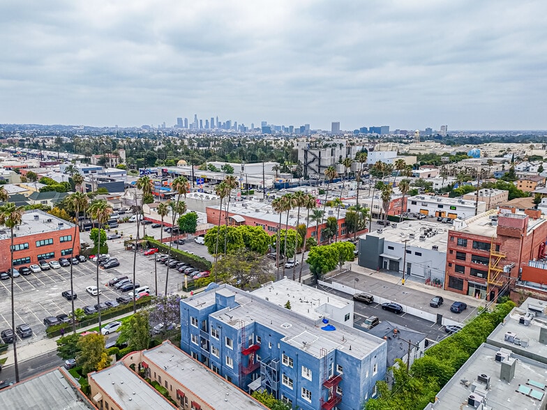 1131 Lodi Pl, Los Angeles, CA for sale - Building Photo - Image 2 of 10