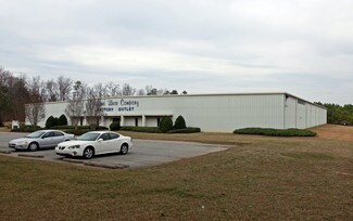 Plus de détails pour 204 W Industry Dr, Oxford, NC - Industriel à vendre