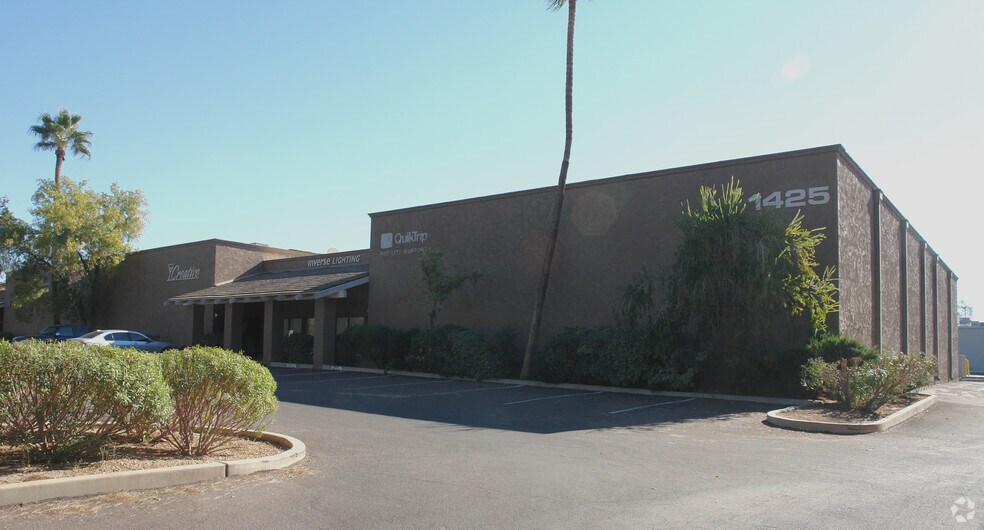 1425 W 12th Pl, Tempe, AZ à vendre - Photo du bâtiment - Image 3 de 10