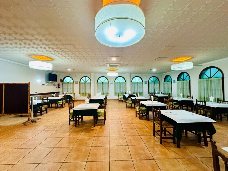 Retail in Camarles, Tarragona for sale - Interior Photo - Image 3 of 5