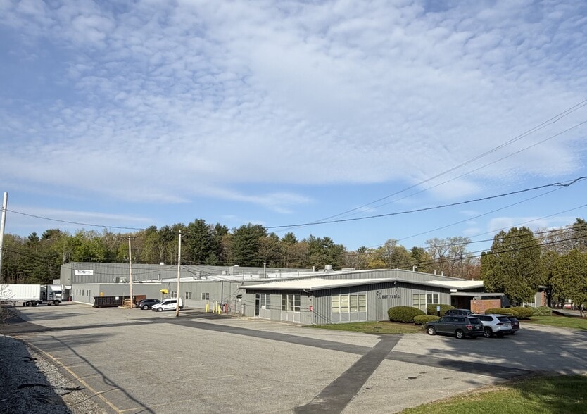 100 Chelmsford Rd, Billerica, MA à louer - Photo du bâtiment - Image 3 de 6