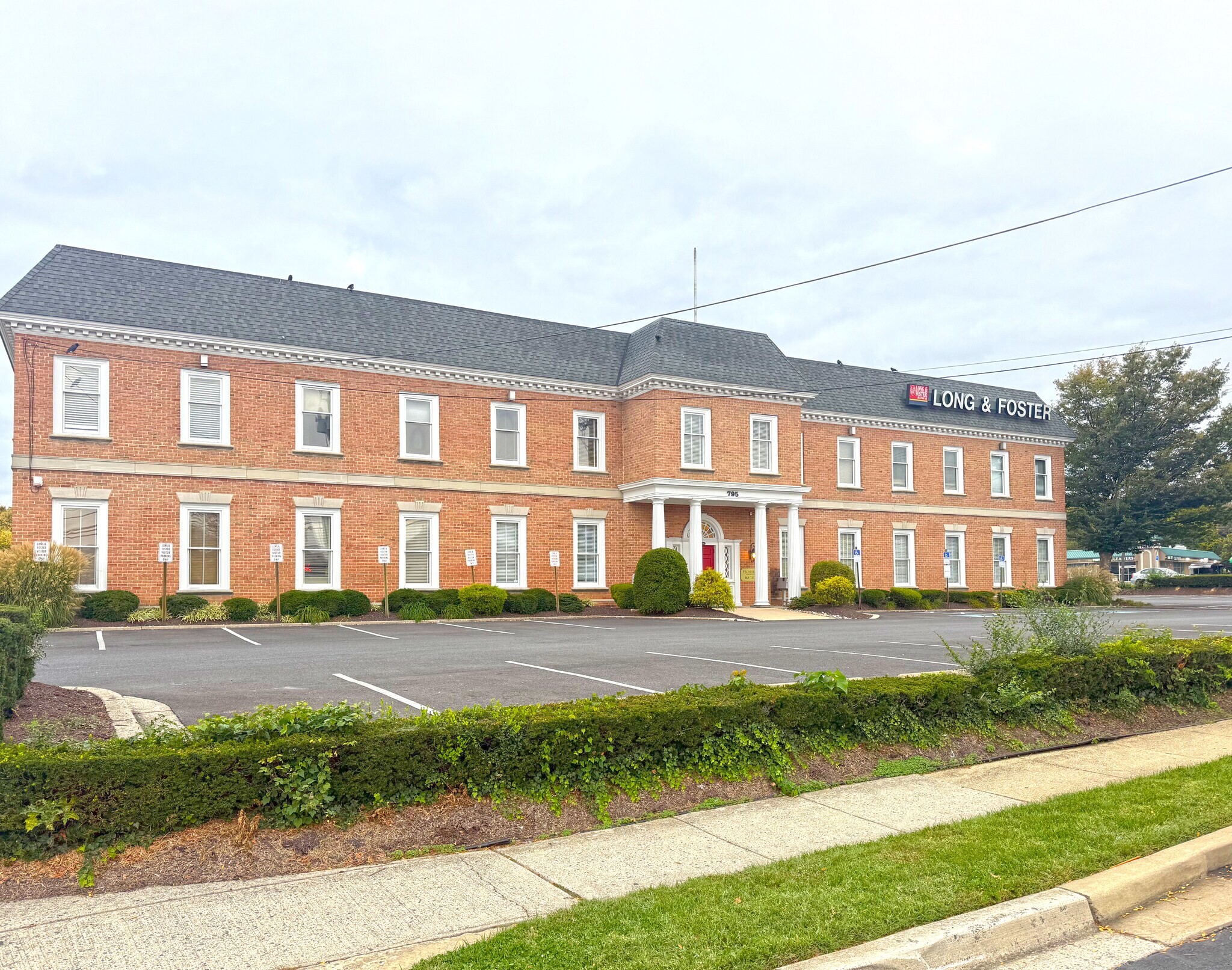 795 Rockville Pike, Rockville, MD à louer Photo principale- Image 1 de 13