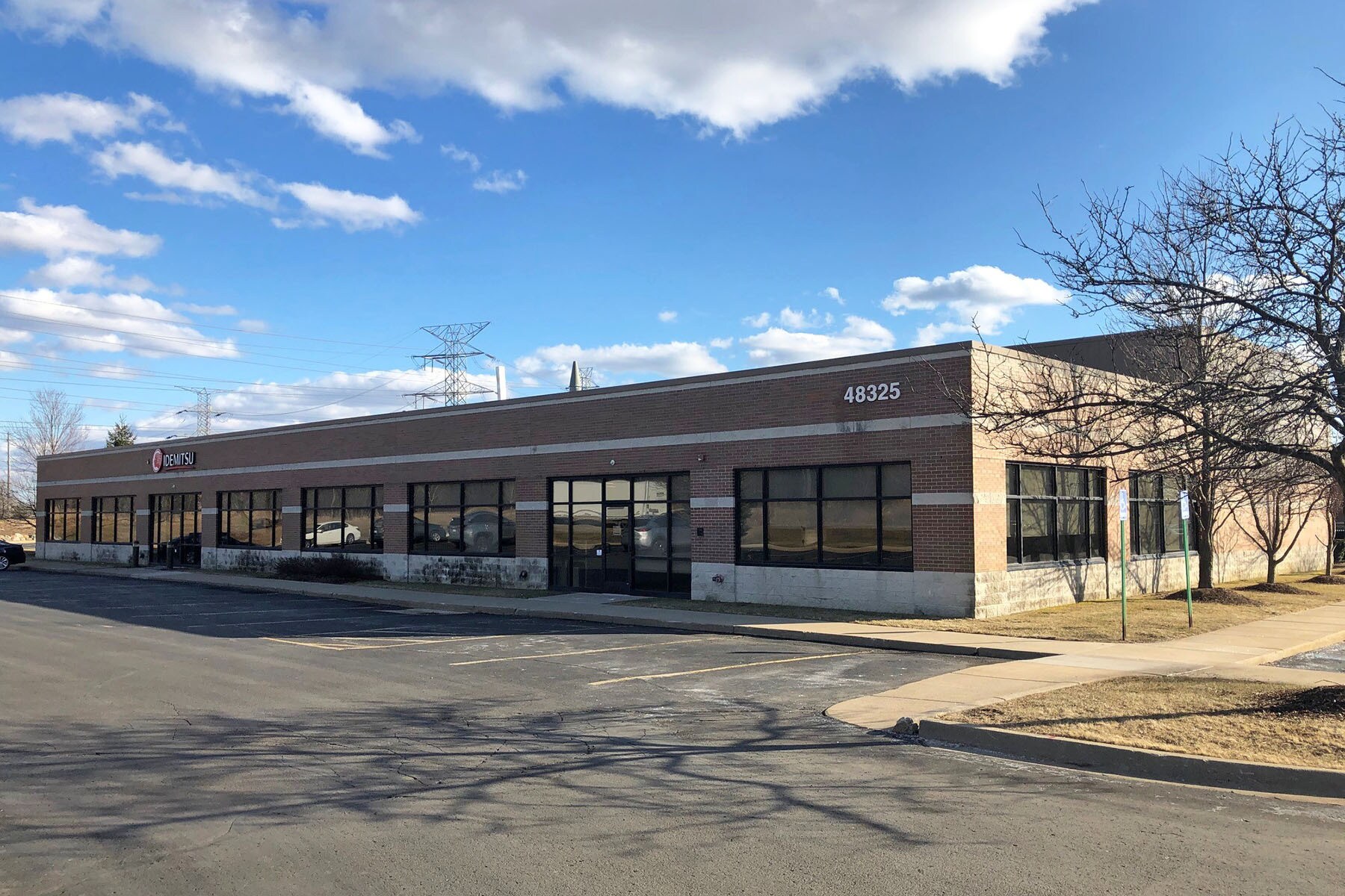 48325 Alpha Dr, Wixom, MI for sale Primary Photo- Image 1 of 7