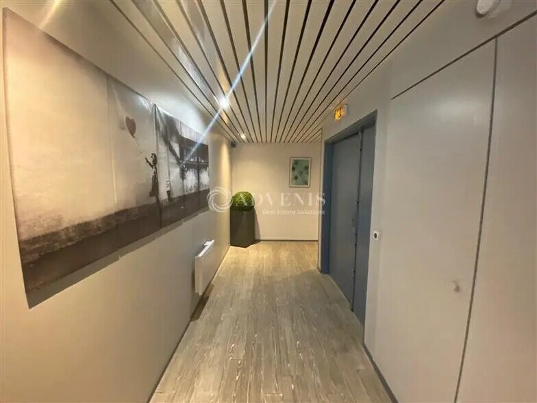 Office in Nogent-sur-Marne for lease - Lobby - Image 3 of 6