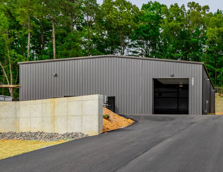 3907 Caine Ln, Chattanooga, TN for sale - Building Photo - Image 2 of 19