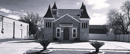 2409 Maxwell Ln, Deer Park, TX for lease Interior Photo- Image 1 of 11