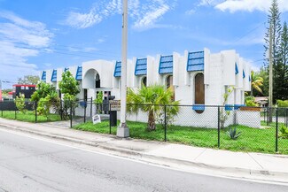 More details for 14205 W Dixie Hwy, North Miami, FL - Office for Sale