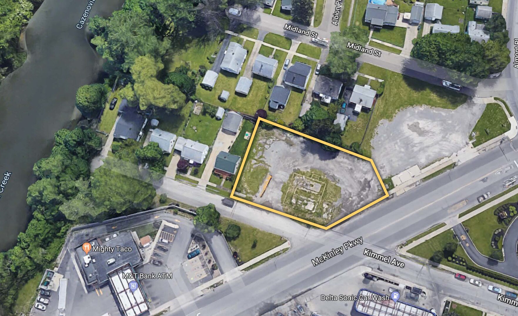 1027 McKinley Pky, Buffalo, NY à vendre Photo du bâtiment- Image 1 de 2