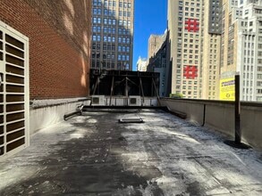 516 8th Ave, New York, NY for lease Interior Photo- Image 1 of 2