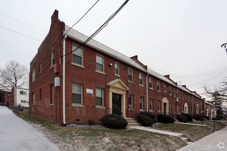 3927-3931 7th St NE, Washington, DC for sale - Primary Photo - Image 1 of 3