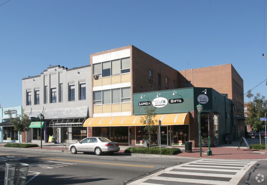 807-811 Brandon Ave, Norfolk, VA à louer - Photo du bâtiment - Image 3 de 12