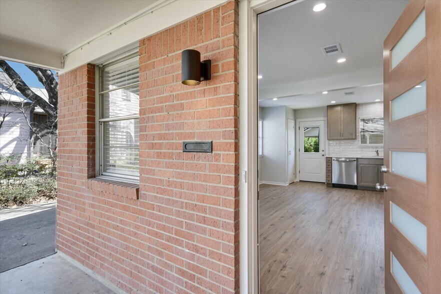 3203 Lafayette Ave, Austin, TX à vendre - Photo du bâtiment - Image 3 de 18