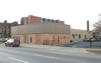 Plus de détails pour 8143 E Jefferson Ave, Detroit, MI - Bureau à louer