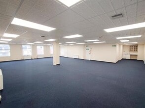 Market Pl, Dartford for lease Interior Photo- Image 2 of 5
