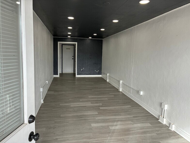 8316 E State Route 69, Prescott Valley, AZ à louer - Photo du bâtiment - Image 3 de 24