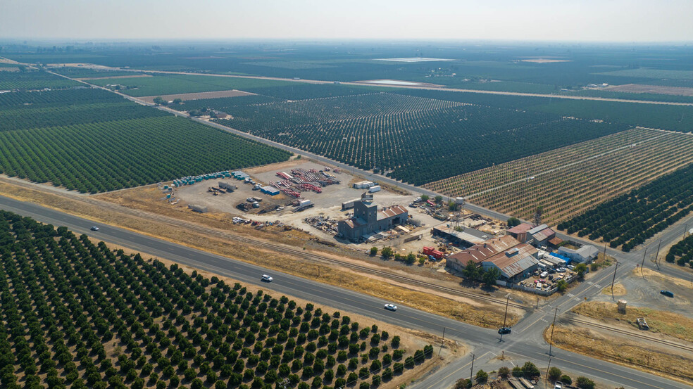 684 Citrus st, Lindsay, CA for sale - Building Photo - Image 3 of 5