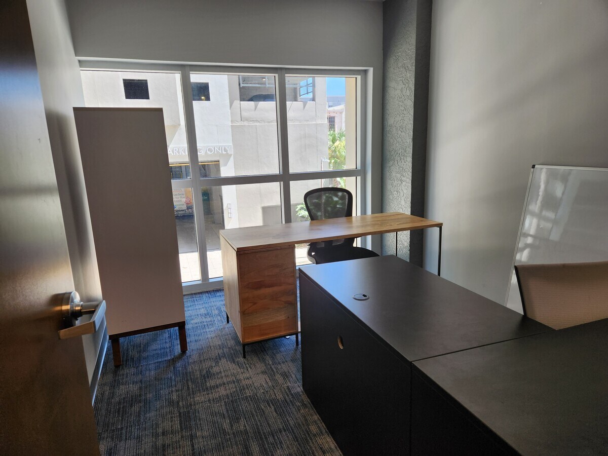 1120 E Kennedy Blvd, Tampa, FL 33602 - Unité 225 -  - Photo intérieure - Image 1 of 8