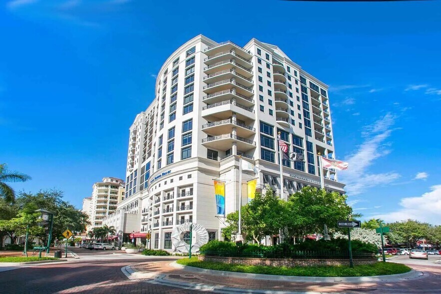 50 Central Ave, Sarasota, FL à louer - Photo du bâtiment - Image 1 de 14
