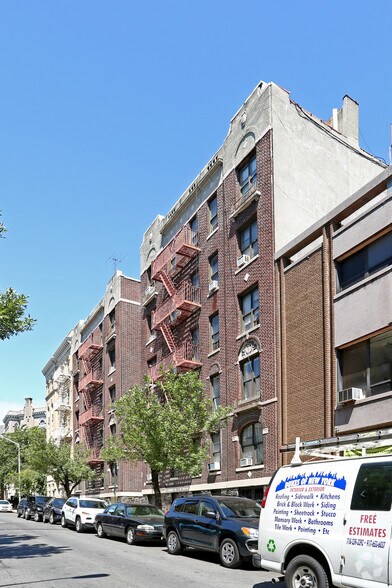 2 Multifamily Buildings in Sugar Hill portefeuille de 2 propriétés à vendre sur LoopNet.ca - Photo principale - Image 2 de 3