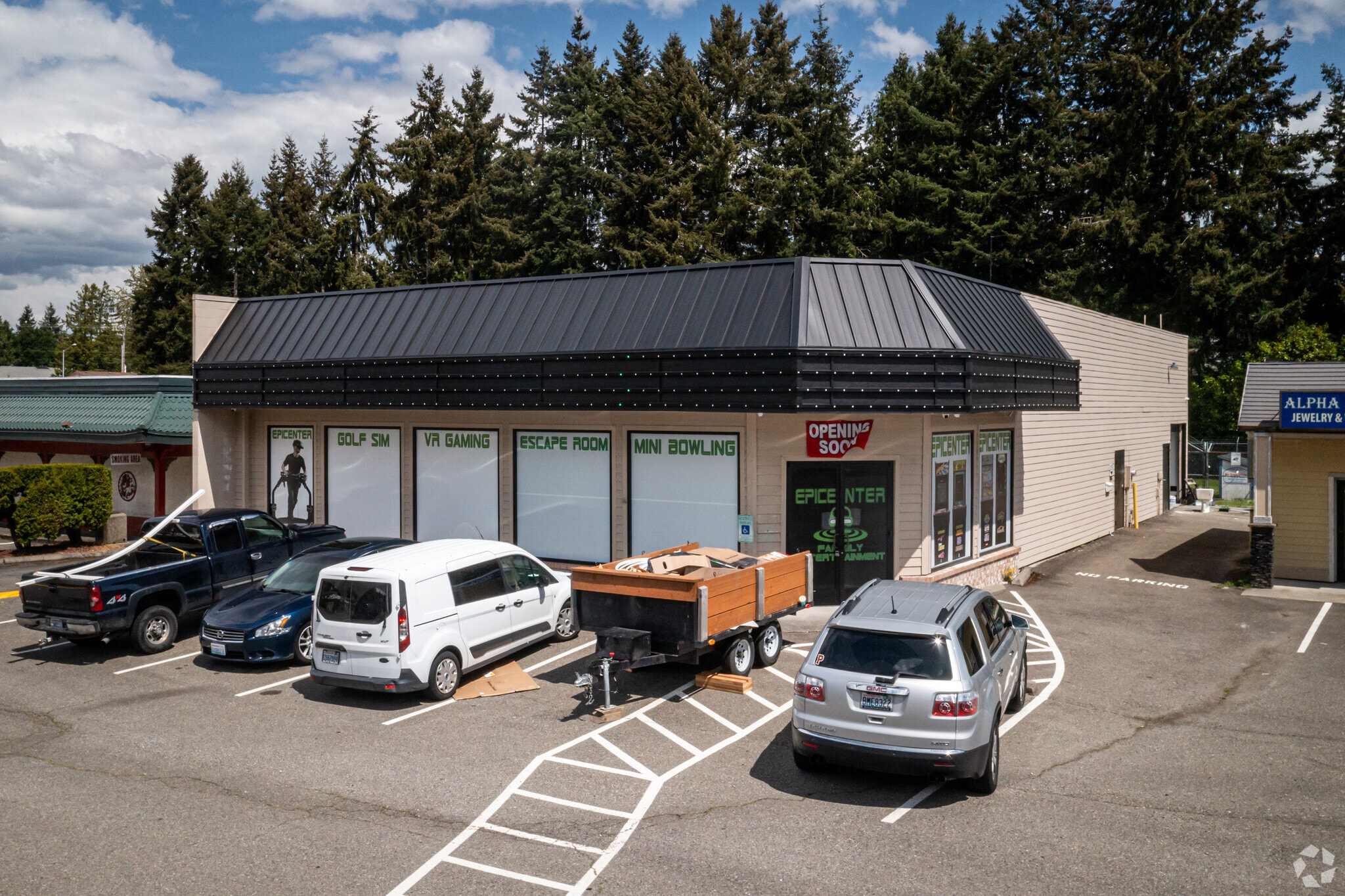 15317 Meridian Ave E, Puyallup, WA for lease Primary Photo- Image 1 of 5
