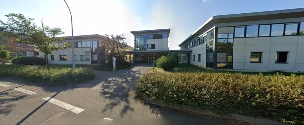 Bureau dans Besançon à louer - Photo du bâtiment - Image 2 de 5