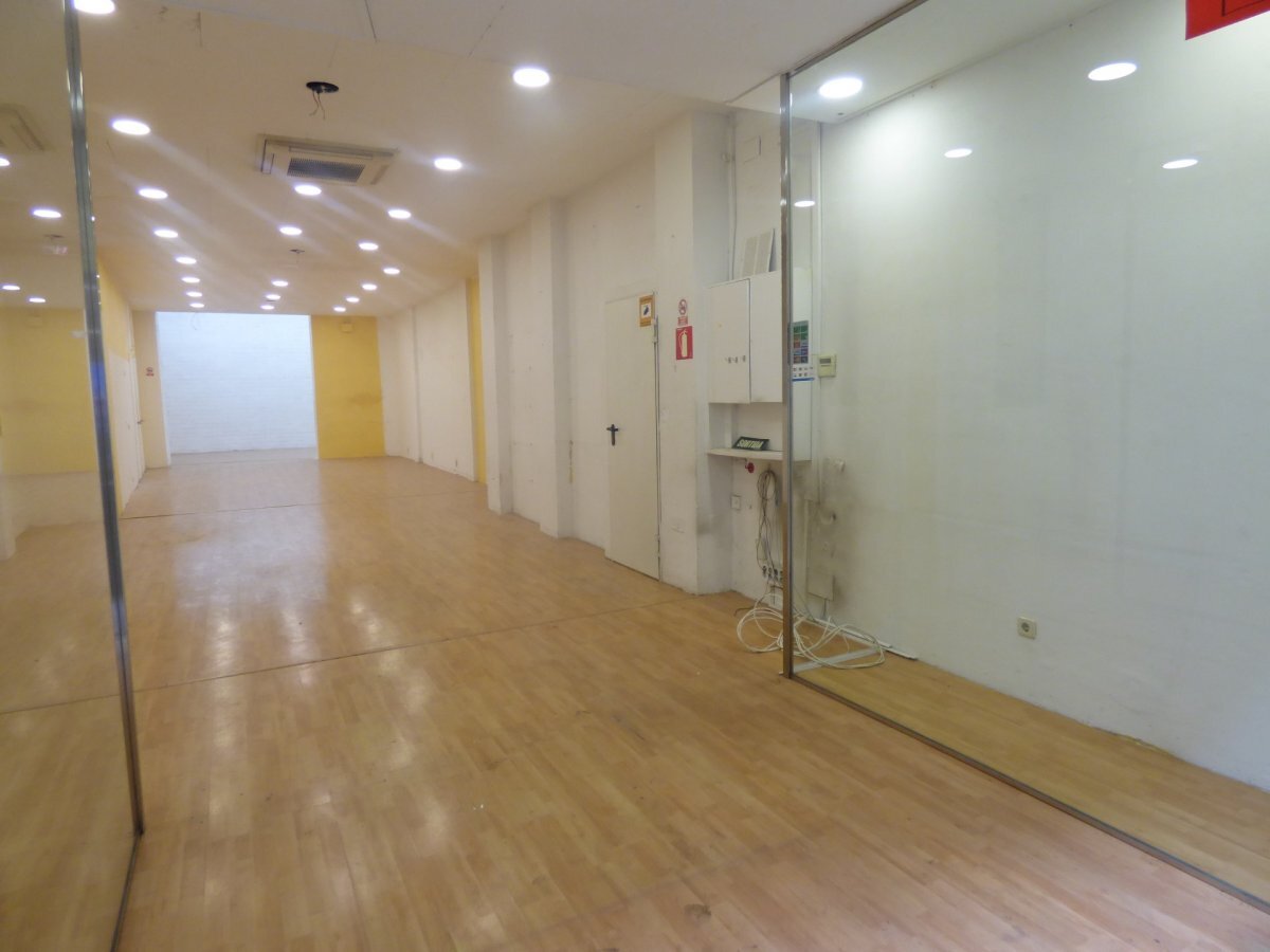 Retail in Manresa, Barcelona for lease Floor Plan- Image 1 of 2
