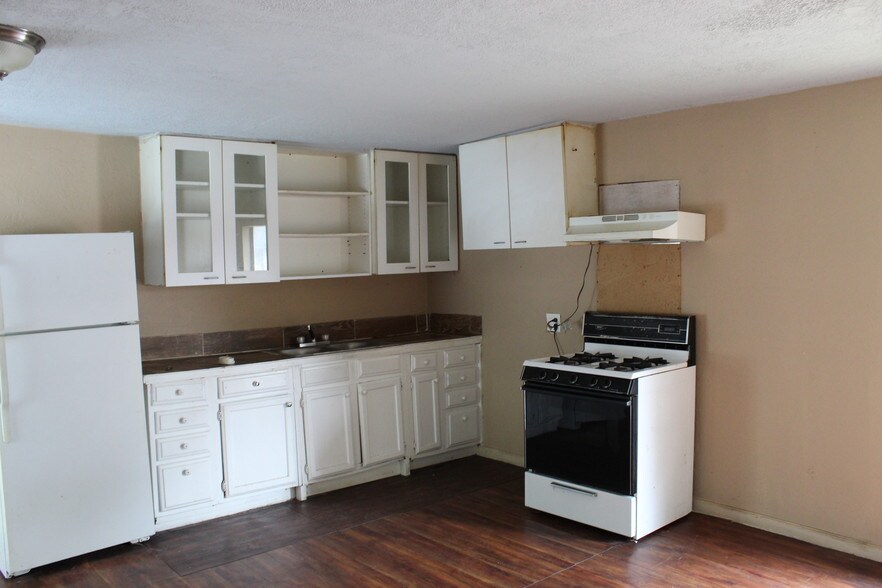 13928 Bandera St, Houston, TX à vendre - Photo du bâtiment - Image 3 de 34