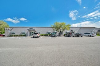 Plus de détails pour 110-114 Douglas Rd E, Oldsmar, FL - Industriel à louer