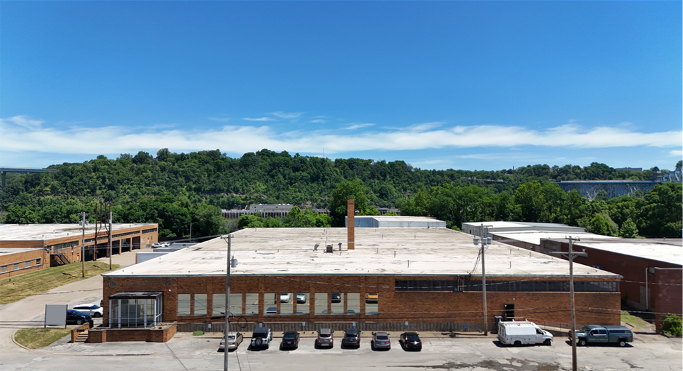 1 Sexton Rd, Mckees Rocks, PA for lease - Building Photo - Image 2 of 2