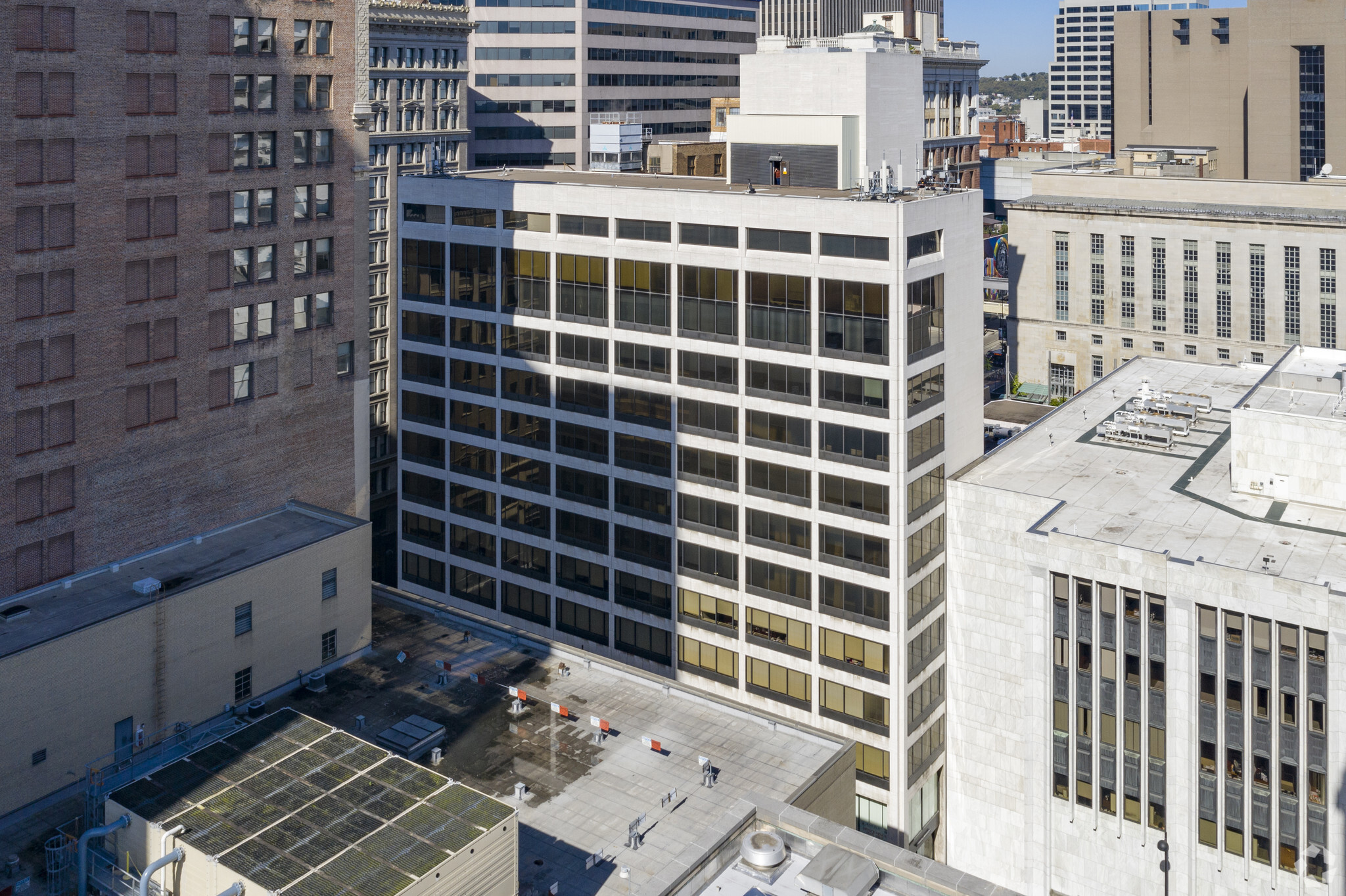 120 E Fourth St, Cincinnati, OH for sale Primary Photo- Image 1 of 1