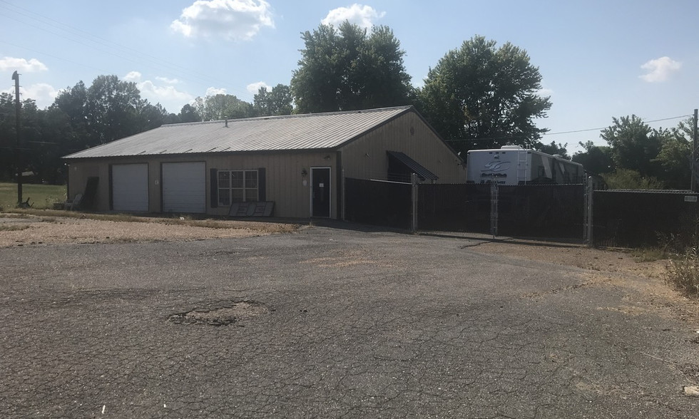 1449 Highway 51, Covington, TN for sale - Building Photo - Image 1 of 1