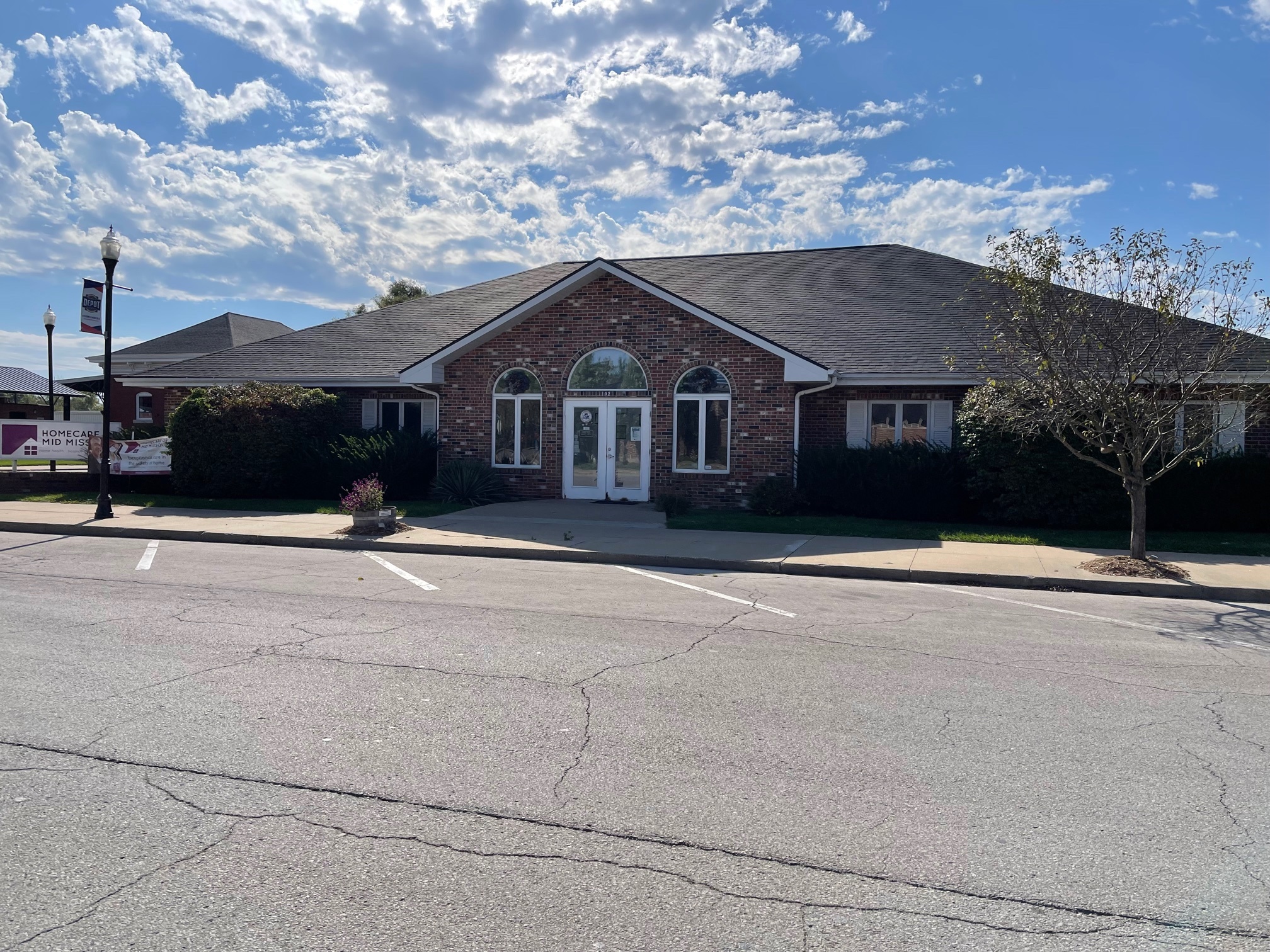 102 W Reed St, Moberly, MO for sale Primary Photo- Image 1 of 1