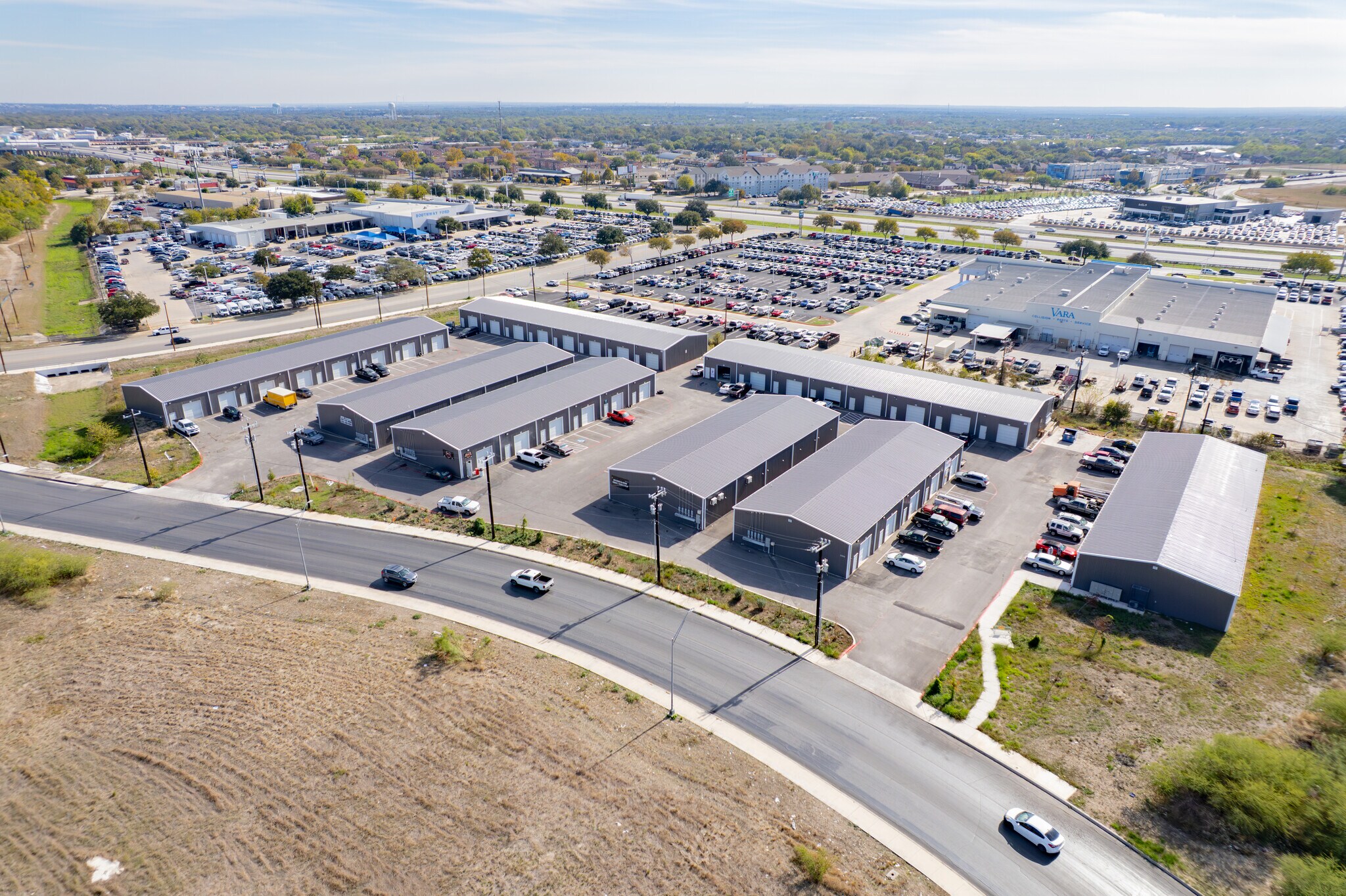 2203 Cascade Pky, San Antonio, TX for lease Primary Photo- Image 1 of 26