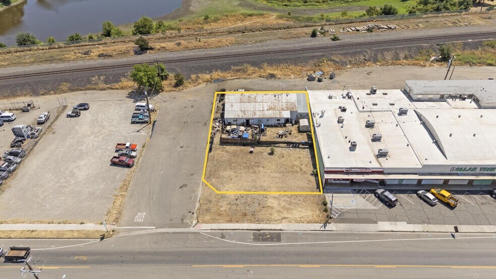 1431 B St, Marysville, CA à vendre - Photo du bâtiment - Image 2 de 6