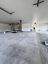 2600 NE Division St, Bend, OR à louer Photo intérieure- Image 1 de 2