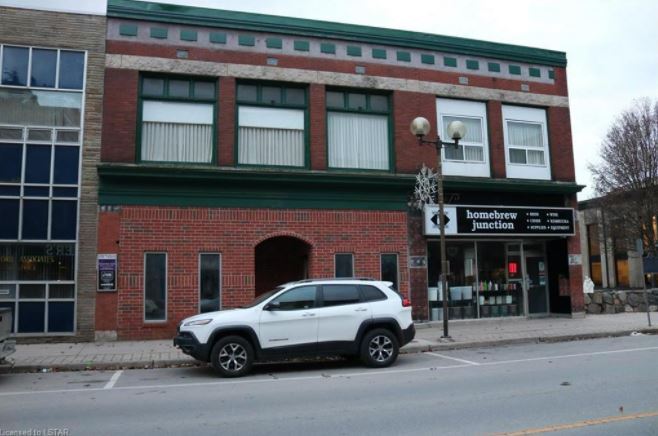 456 Talbot St, St Thomas, ON à vendre Photo principale- Image 1 de 1