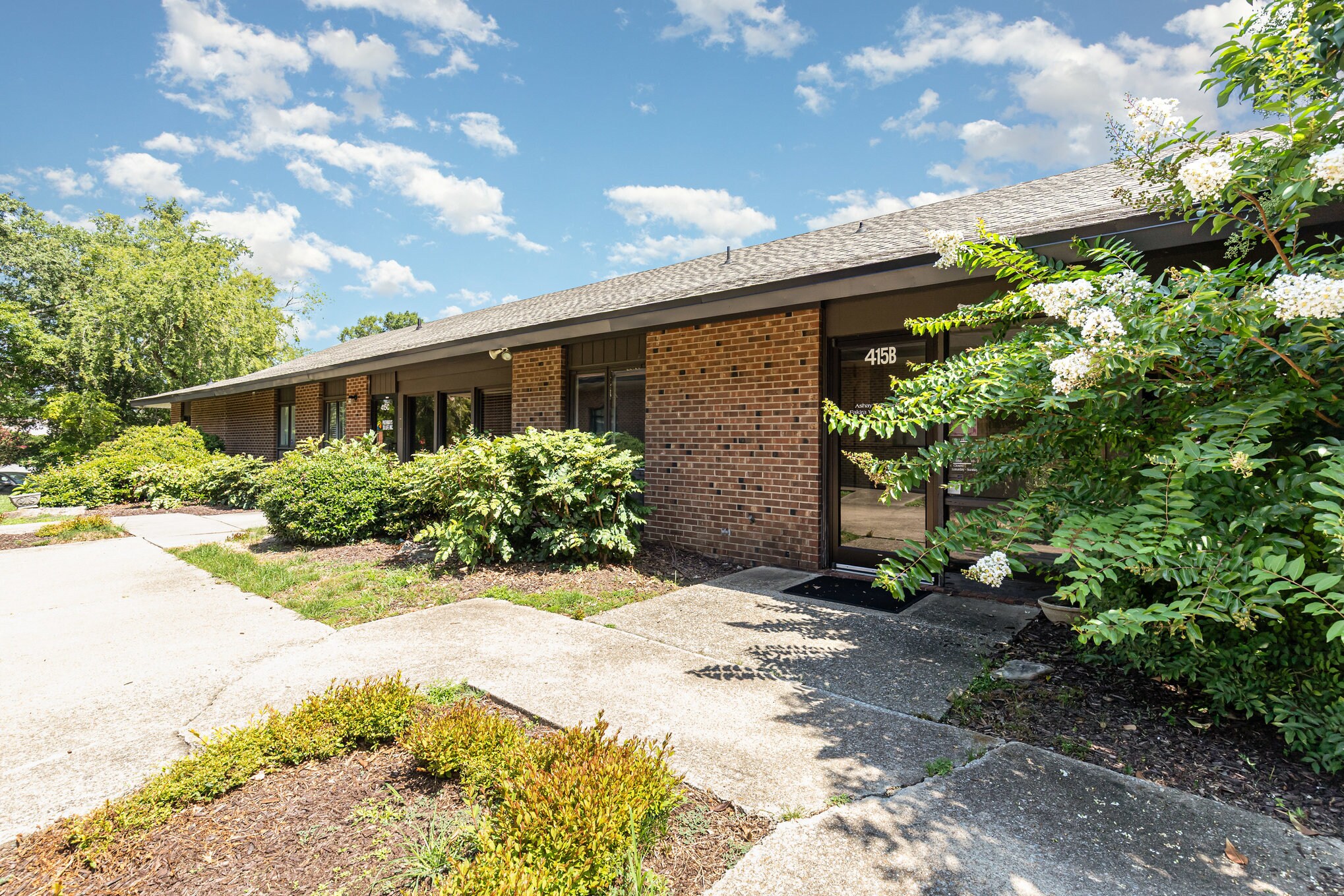 415 N 7th St, Smithfield, NC for lease Building Photo- Image 1 of 7