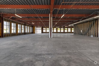 11240 S River Heights Dr, South Jordan, UT for lease Interior Photo- Image 2 of 6