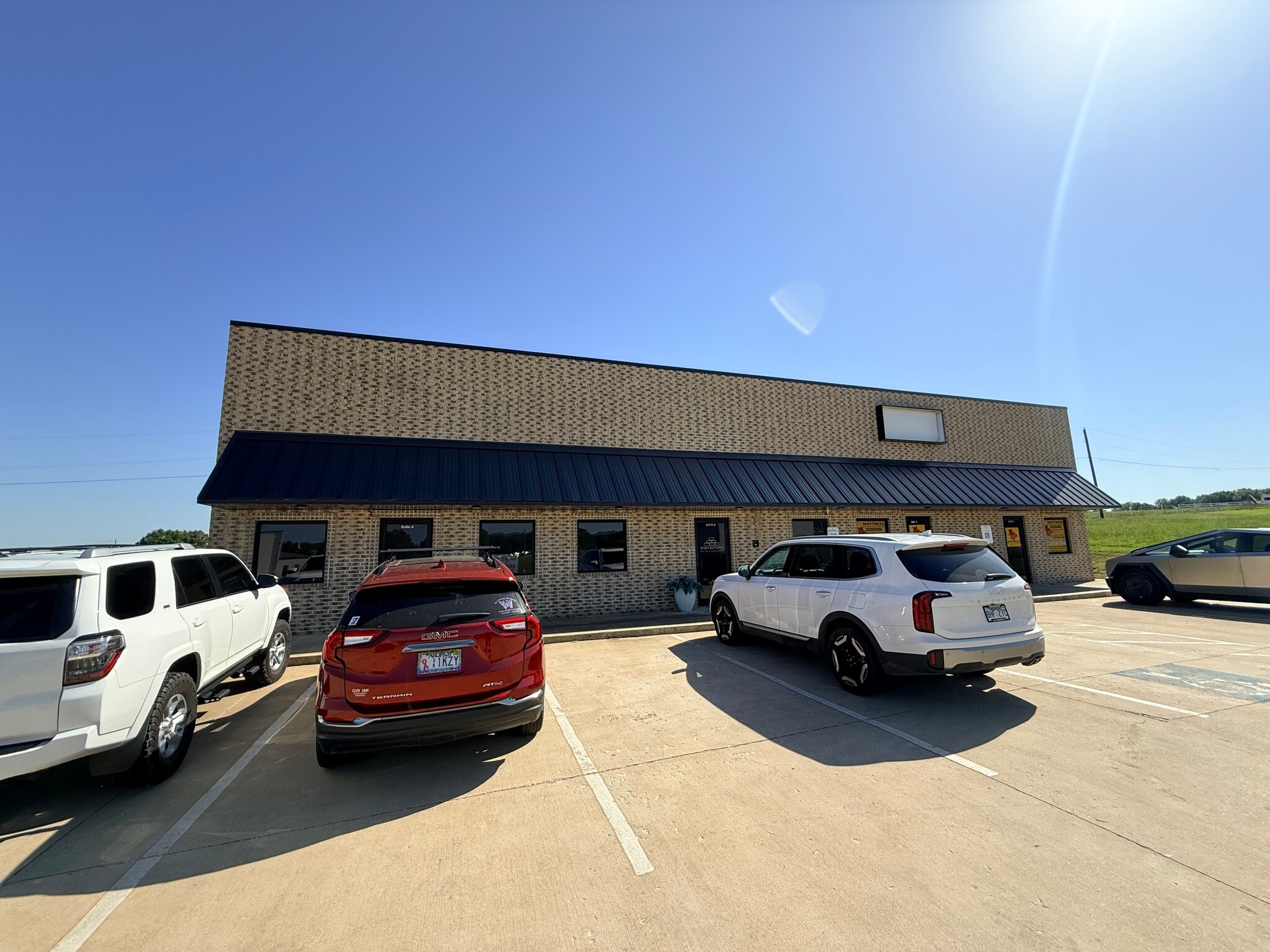 10 Southpointe Dr, Paragould, AR for lease Building Photo- Image 1 of 5