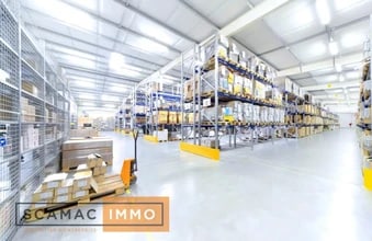 Industrial in Bondoufle for lease Interior Photo- Image 1 of 3