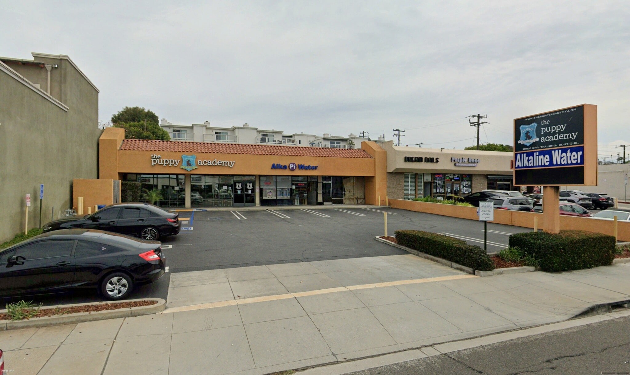 524-530 Pacific Coast Hwy, Hermosa Beach, CA for lease Building Photo- Image 1 of 4