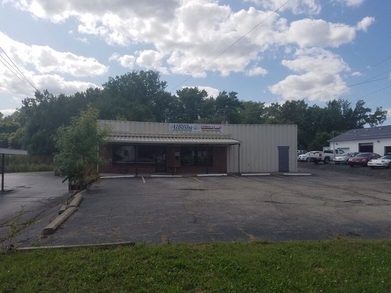 1721 Woodman Dr, Dayton, OH à vendre - Photo du bâtiment - Image 3 de 10