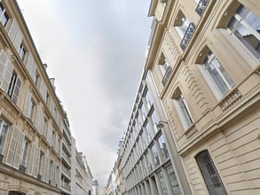 18 Rue De Penthièvre, Paris for lease Interior Photo- Image 1 of 5
