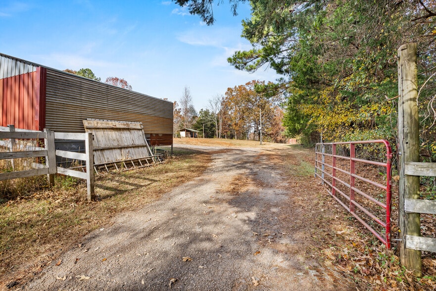 2482 Old Douglass Rd, Winnsboro, SC for sale - Building Photo - Image 2 of 38