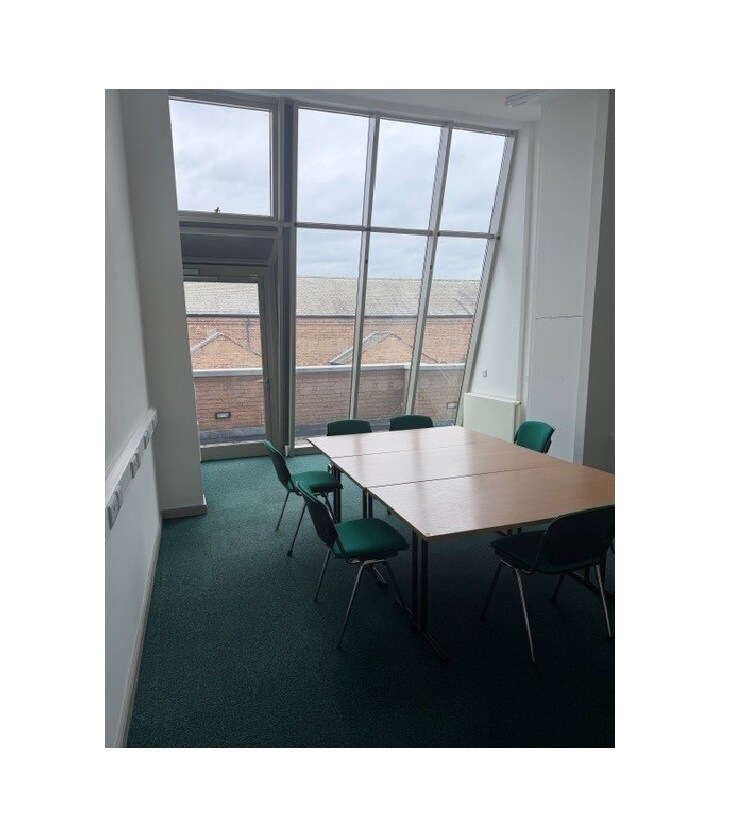 23 Roe Farm Lane, Derby for lease Interior Photo- Image 1 of 1