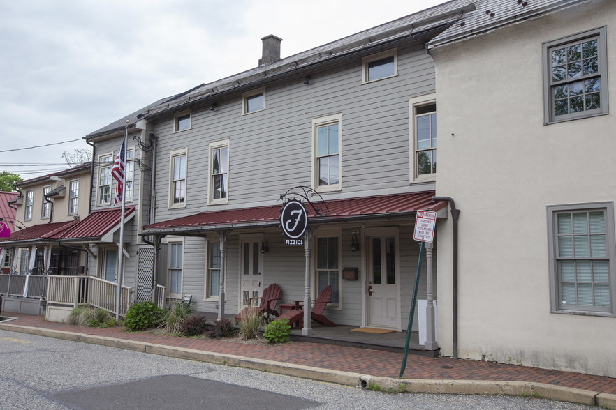 30 W Bridge St, New Hope, PA à vendre - Photo du bâtiment - Image 1 de 1