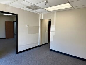 1080 N Batavia St, Orange, CA for lease Interior Photo- Image 2 of 7